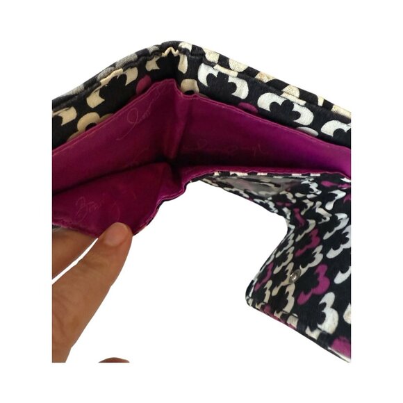 Vera Bradley Canterberry Magenta Wallet Retired Pattern 5.5" Tri Fold Snap Close - Picture 7 of 12